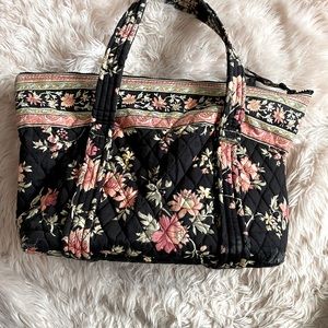 Ok brand floral quilted shoulder bag